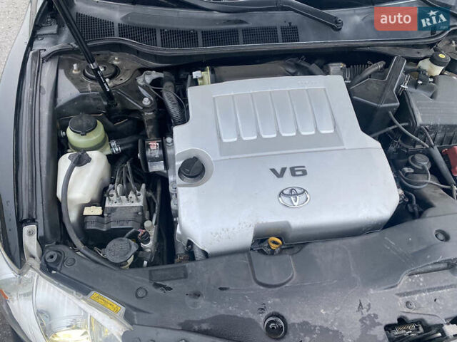 Черный Тойота Камри, объемом двигателя 3.5 л и пробегом 252 тыс. км за 10200 $, фото 30 на Automoto.ua