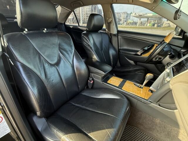 Чорний Тойота Камрі, об'ємом двигуна 3.5 л та пробігом 235 тис. км за 8300 $, фото 6 на Automoto.ua