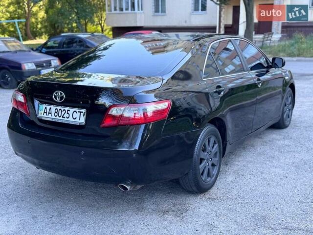 Чорний Тойота Камрі, об'ємом двигуна 2.4 л та пробігом 352 тис. км за 5500 $, фото 7 на Automoto.ua