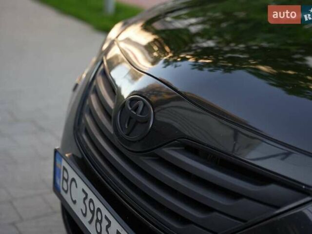 Черный Тойота Камри, объемом двигателя 3.5 л и пробегом 238 тыс. км за 10500 $, фото 1 на Automoto.ua