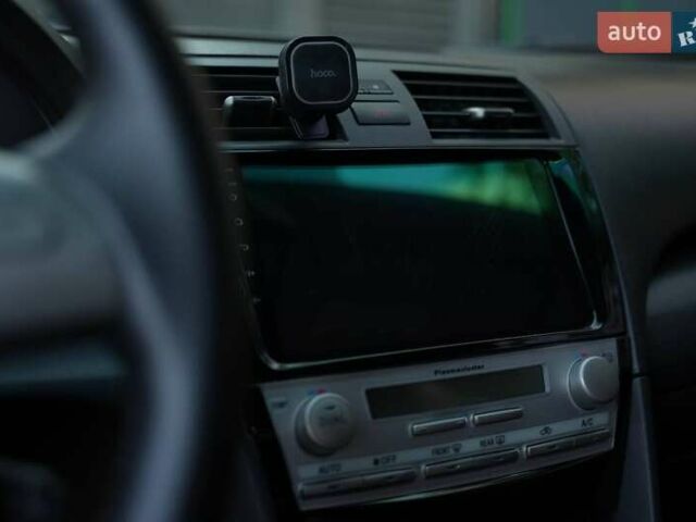 Черный Тойота Камри, объемом двигателя 3.5 л и пробегом 238 тыс. км за 10500 $, фото 25 на Automoto.ua