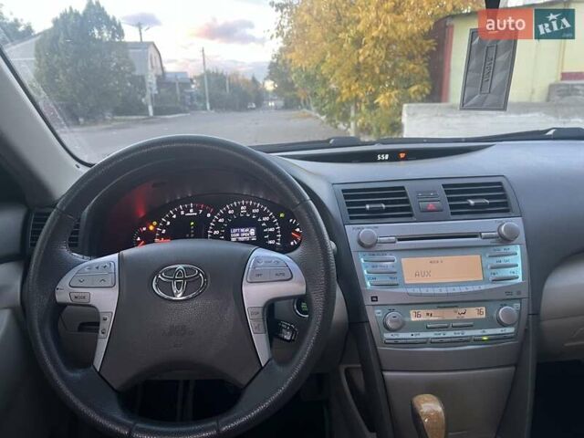 Чорний Тойота Камрі, об'ємом двигуна 3.5 л та пробігом 268 тис. км за 8400 $, фото 27 на Automoto.ua