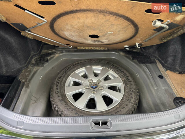 Чорний Тойота Камрі, об'ємом двигуна 3.5 л та пробігом 370 тис. км за 8399 $, фото 30 на Automoto.ua