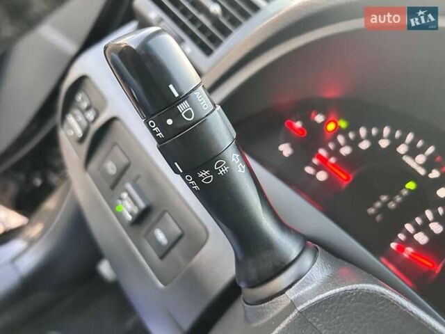 Черный Тойота Камри, объемом двигателя 2.4 л и пробегом 197 тыс. км за 8100 $, фото 18 на Automoto.ua