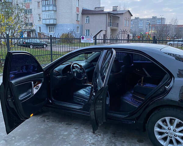 Чорний Тойота Камрі, об'ємом двигуна 3.46 л та пробігом 290 тис. км за 8500 $, фото 6 на Automoto.ua