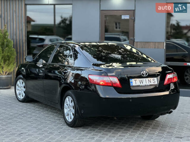 Черный Тойота Камри, объемом двигателя 2.4 л и пробегом 195 тыс. км за 8900 $, фото 5 на Automoto.ua