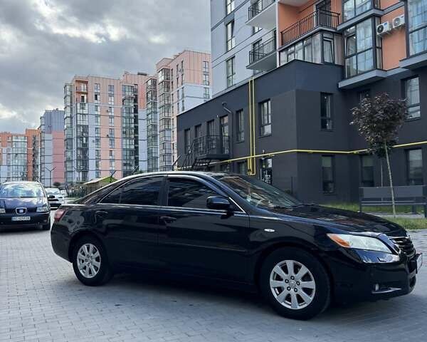 Черный Тойота Камри, объемом двигателя 3.5 л и пробегом 260 тыс. км за 7900 $, фото 6 на Automoto.ua