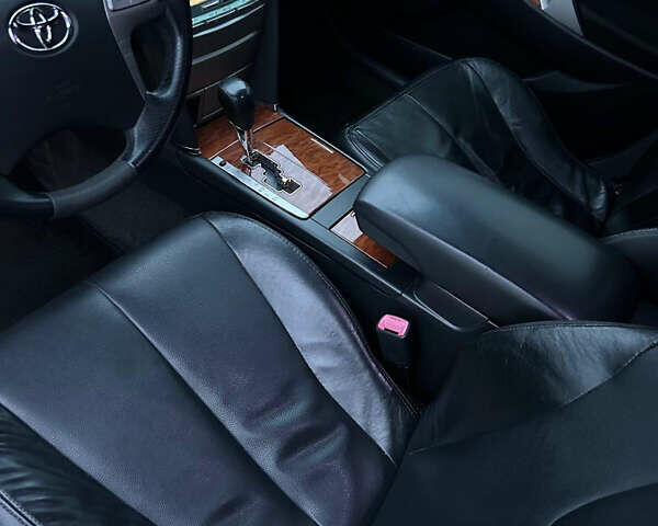 Чорний Тойота Камрі, об'ємом двигуна 2.36 л та пробігом 350 тис. км за 7000 $, фото 9 на Automoto.ua