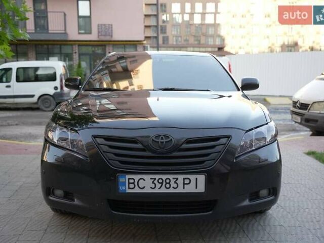 Черный Тойота Камри, объемом двигателя 3.5 л и пробегом 238 тыс. км за 10500 $, фото 7 на Automoto.ua