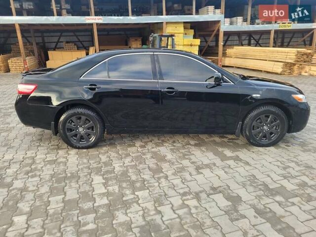 Черный Тойота Камри, объемом двигателя 3.5 л и пробегом 255 тыс. км за 11800 $, фото 6 на Automoto.ua