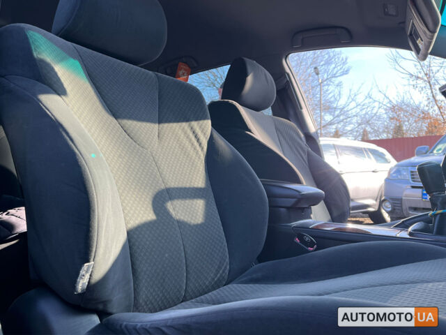 Черный Тойота Камри, объемом двигателя 2.4 л и пробегом 300 тыс. км за 8999 $, фото 18 на Automoto.ua