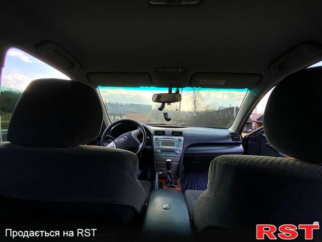 Черный Тойота Камри, объемом двигателя 2.4 л и пробегом 203 тыс. км за 8800 $, фото 6 на Automoto.ua