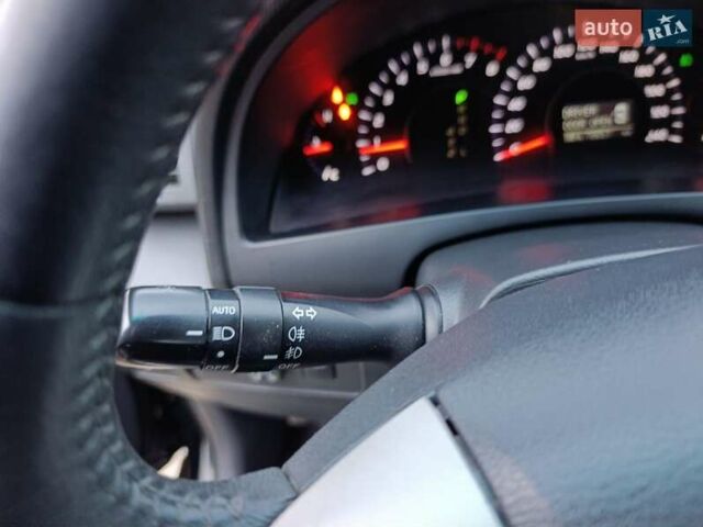 Черный Тойота Камри, объемом двигателя 2.4 л и пробегом 268 тыс. км за 8800 $, фото 14 на Automoto.ua