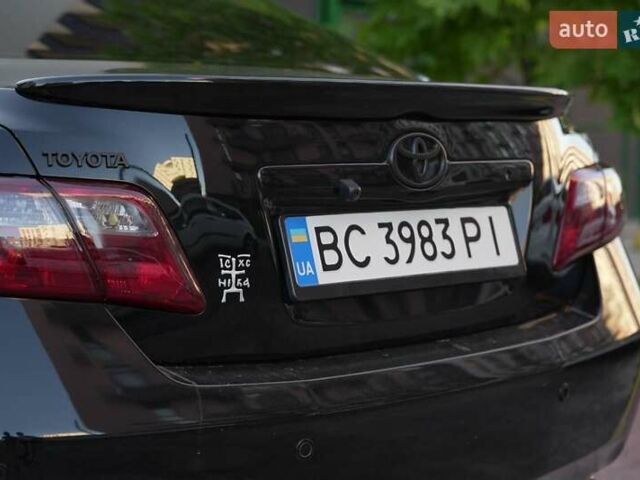 Черный Тойота Камри, объемом двигателя 3.5 л и пробегом 238 тыс. км за 10500 $, фото 15 на Automoto.ua
