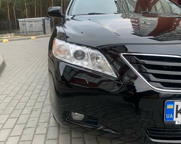 Черный Тойота Камри, объемом двигателя 3.46 л и пробегом 233 тыс. км за 10500 $, фото 2 на Automoto.ua