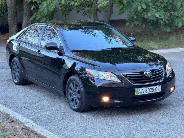 Чорний Тойота Камрі, об'ємом двигуна 2.4 л та пробігом 352 тис. км за 5500 $, фото 3 на Automoto.ua