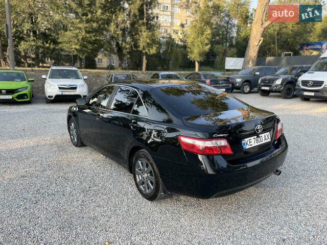 Черный Тойота Камри, объемом двигателя 2.36 л и пробегом 272 тыс. км за 8200 $, фото 3 на Automoto.ua