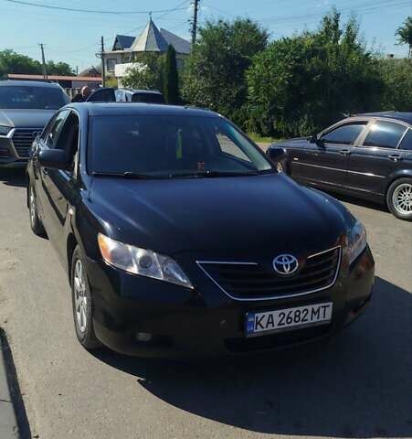 Черный Тойота Камри, объемом двигателя 2.36 л и пробегом 335 тыс. км за 7000 $, фото 5 на Automoto.ua