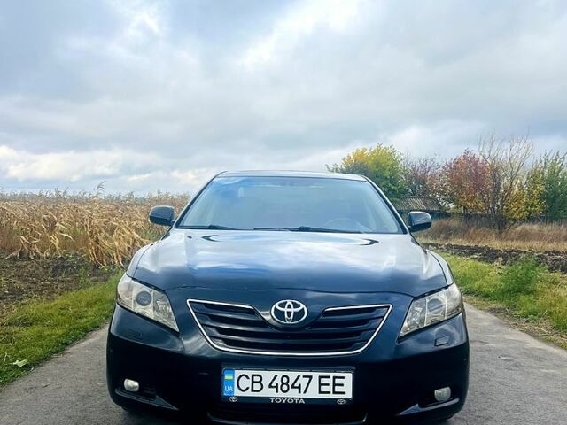Черный Тойота Камри, объемом двигателя 2.4 л и пробегом 343 тыс. км за 8500 $, фото 4 на Automoto.ua