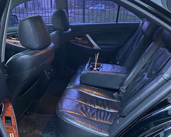 Чорний Тойота Камрі, об'ємом двигуна 3.46 л та пробігом 290 тис. км за 8500 $, фото 8 на Automoto.ua
