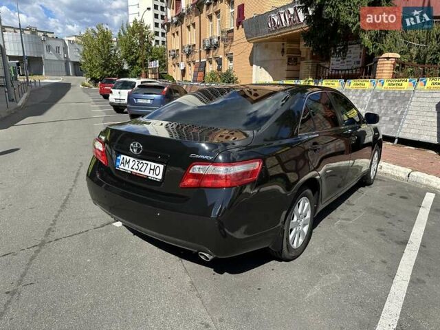 Черный Тойота Камри, объемом двигателя 2.4 л и пробегом 306 тыс. км за 10500 $, фото 3 на Automoto.ua