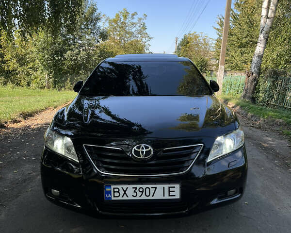 Чорний Тойота Камрі, об'ємом двигуна 3.46 л та пробігом 310 тис. км за 7499 $, фото 7 на Automoto.ua