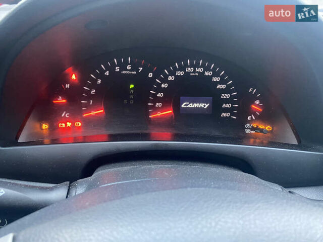Черный Тойота Камри, объемом двигателя 3.5 л и пробегом 252 тыс. км за 10200 $, фото 38 на Automoto.ua