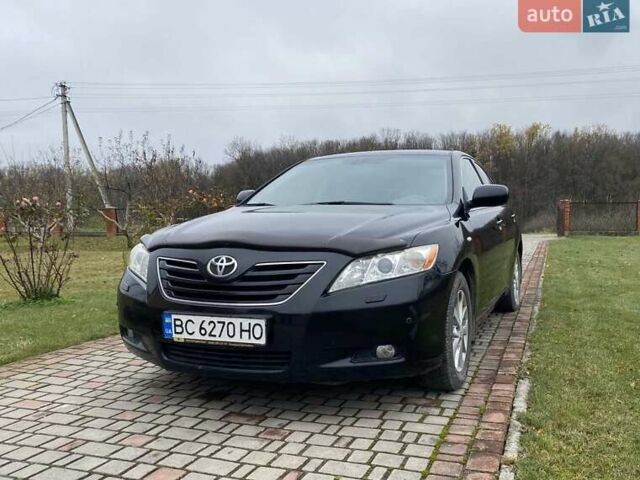 Черный Тойота Камри, объемом двигателя 2.4 л и пробегом 227 тыс. км за 8600 $, фото 16 на Automoto.ua