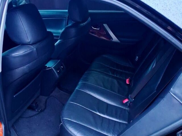 Чорний Тойота Камрі, об'ємом двигуна 2.4 л та пробігом 262 тис. км за 4750 $, фото 6 на Automoto.ua