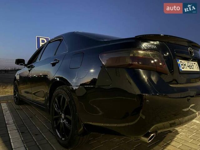 Черный Тойота Камри, объемом двигателя 3.5 л и пробегом 291 тыс. км за 10500 $, фото 8 на Automoto.ua