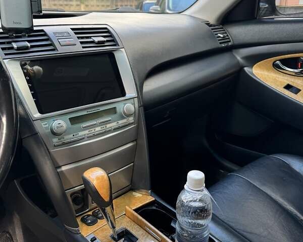 Черный Тойота Камри, объемом двигателя 3.5 л и пробегом 260 тыс. км за 7900 $, фото 4 на Automoto.ua
