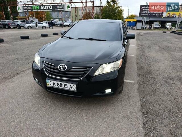 Черный Тойота Камри, объемом двигателя 2.4 л и пробегом 268 тыс. км за 8800 $, фото 6 на Automoto.ua
