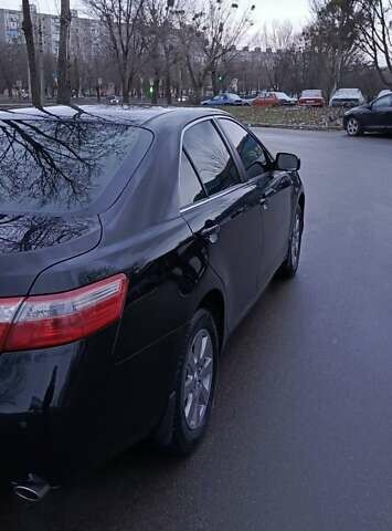 Черный Тойота Камри, объемом двигателя 2.36 л и пробегом 205 тыс. км за 8100 $, фото 3 на Automoto.ua