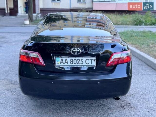 Чорний Тойота Камрі, об'ємом двигуна 2.4 л та пробігом 352 тис. км за 5500 $, фото 6 на Automoto.ua