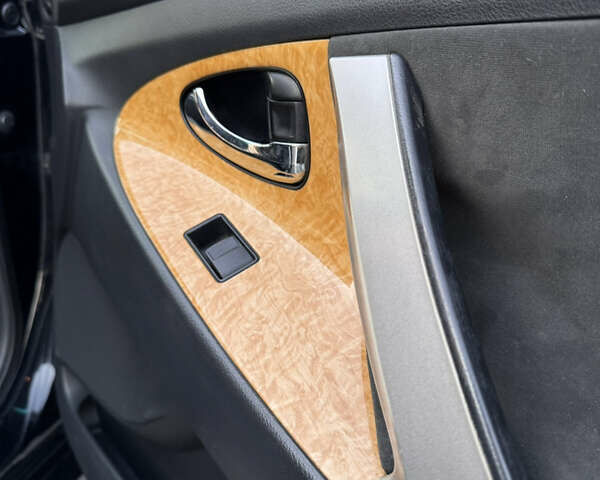 Черный Тойота Камри, объемом двигателя 2.4 л и пробегом 330 тыс. км за 9500 $, фото 19 на Automoto.ua