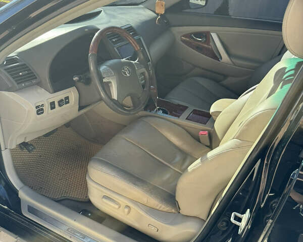 Чорний Тойота Камрі, об'ємом двигуна 3.46 л та пробігом 153 тис. км за 11200 $, фото 16 на Automoto.ua