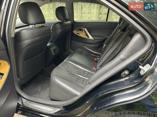 Чорний Тойота Камрі, об'ємом двигуна 3.5 л та пробігом 370 тис. км за 8399 $, фото 16 на Automoto.ua