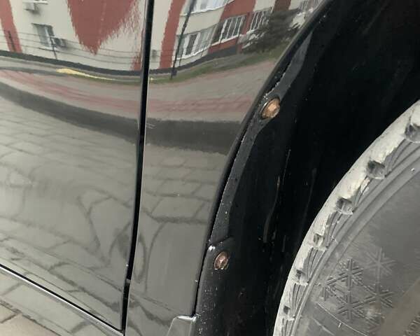 Черный Тойота Камри, объемом двигателя 3.46 л и пробегом 233 тыс. км за 10500 $, фото 5 на Automoto.ua