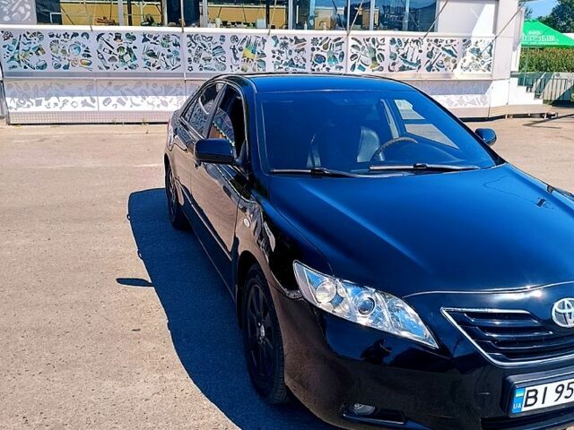 Черный Тойота Камри, объемом двигателя 3.5 л и пробегом 290 тыс. км за 8400 $, фото 2 на Automoto.ua