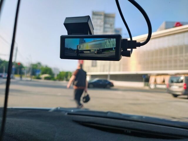 Черный Тойота Камри, объемом двигателя 3.5 л и пробегом 326 тыс. км за 9000 $, фото 6 на Automoto.ua