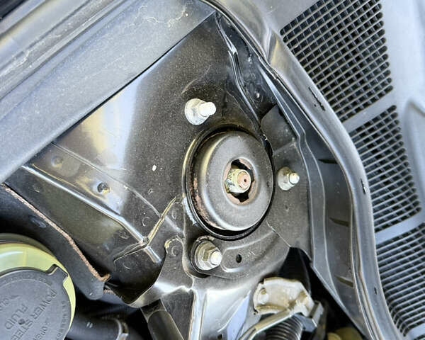 Чорний Тойота Камрі, об'ємом двигуна 3.46 л та пробігом 225 тис. км за 10300 $, фото 43 на Automoto.ua