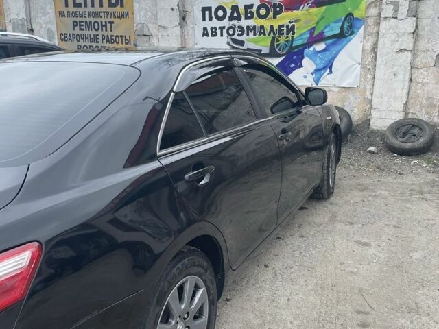 Черный Тойота Камри, объемом двигателя 2.4 л и пробегом 250 тыс. км за 8500 $, фото 4 на Automoto.ua