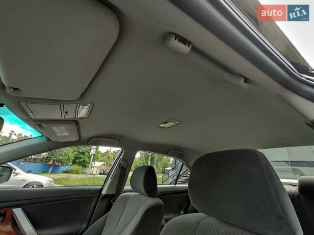 Черный Тойота Камри, объемом двигателя 2.36 л и пробегом 318 тыс. км за 7600 $, фото 12 на Automoto.ua