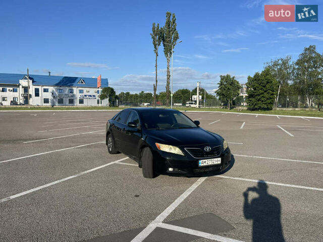 Черный Тойота Камри, объемом двигателя 2.36 л и пробегом 332 тыс. км за 7900 $, фото 2 на Automoto.ua