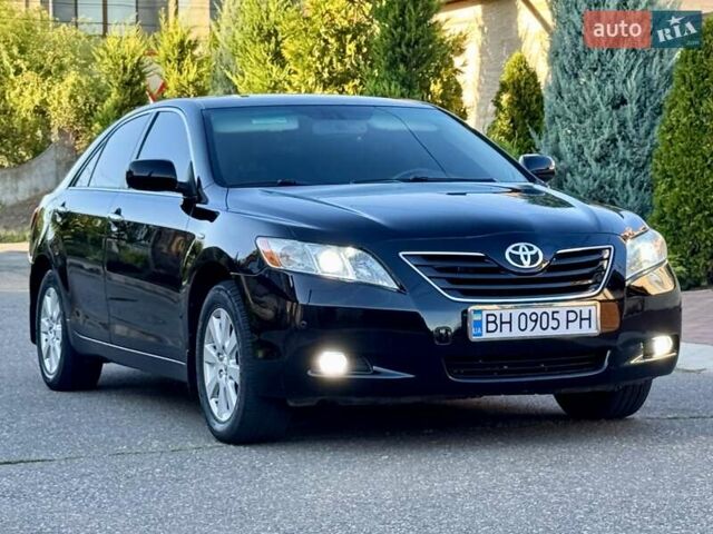 Черный Тойота Камри, объемом двигателя 2.36 л и пробегом 207 тыс. км за 8999 $, фото 2 на Automoto.ua
