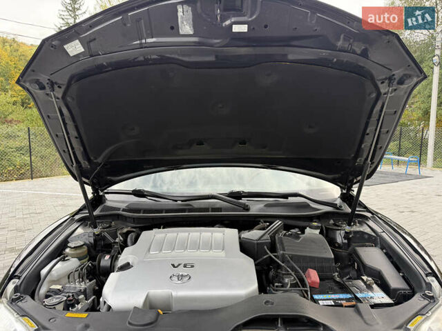 Черный Тойота Камри, объемом двигателя 3.5 л и пробегом 246 тыс. км за 11000 $, фото 57 на Automoto.ua
