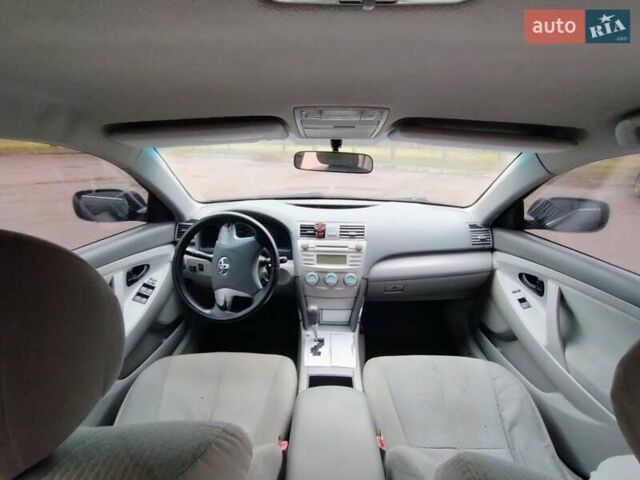 Черный Тойота Камри, объемом двигателя 2.4 л и пробегом 367 тыс. км за 7900 $, фото 13 на Automoto.ua