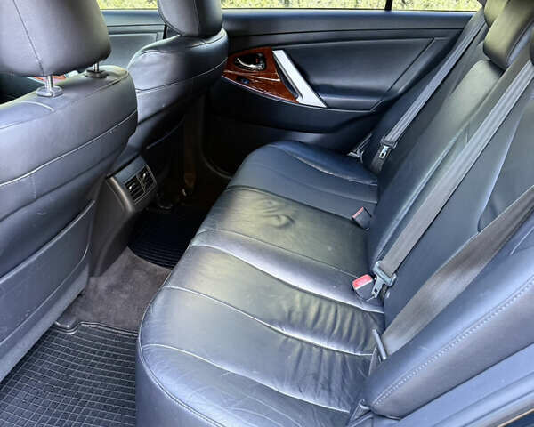 Чорний Тойота Камрі, об'ємом двигуна 3.46 л та пробігом 225 тис. км за 10300 $, фото 30 на Automoto.ua