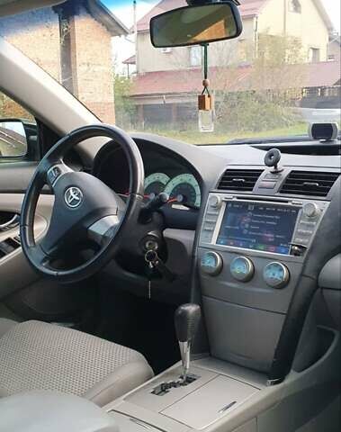 Черный Тойота Камри, объемом двигателя 2.4 л и пробегом 173 тыс. км за 7999 $, фото 6 на Automoto.ua