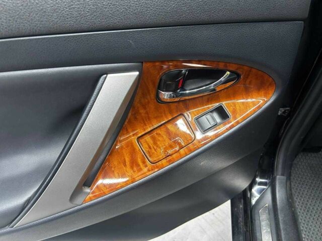 Черный Тойота Камри, объемом двигателя 2.4 л и пробегом 290 тыс. км за 8000 $, фото 20 на Automoto.ua